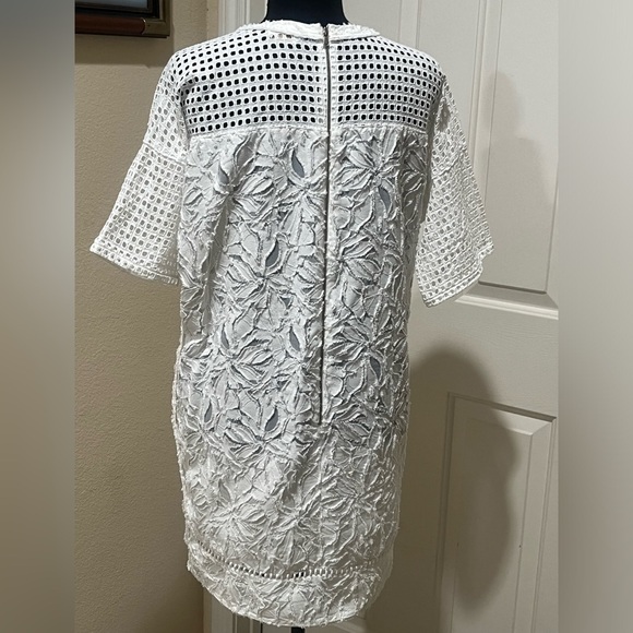 TIME POST MODERN WHITE BURNOUT FLORAL LACE DRESS SIZE S - Picture 5 of 7